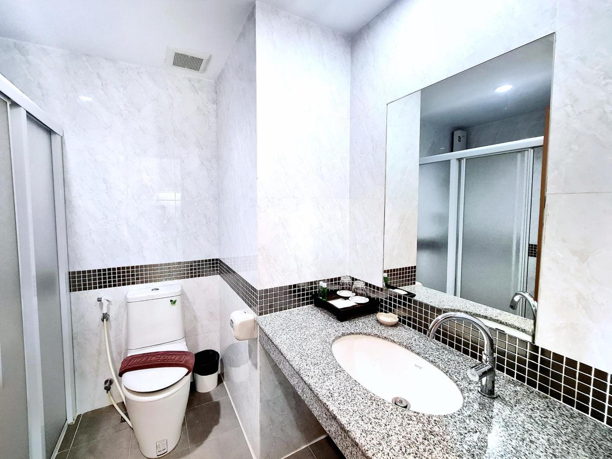 Nanthana Villa Pattaya Exterior photo